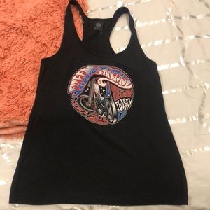 Women’s Vixxon tank-runs like a large. Size 2x